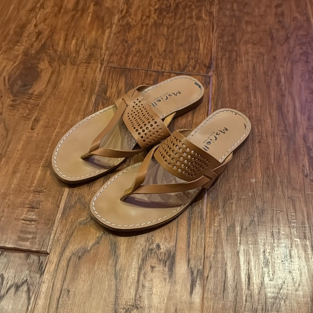 Mariella sandals. Tan. Size 8.5